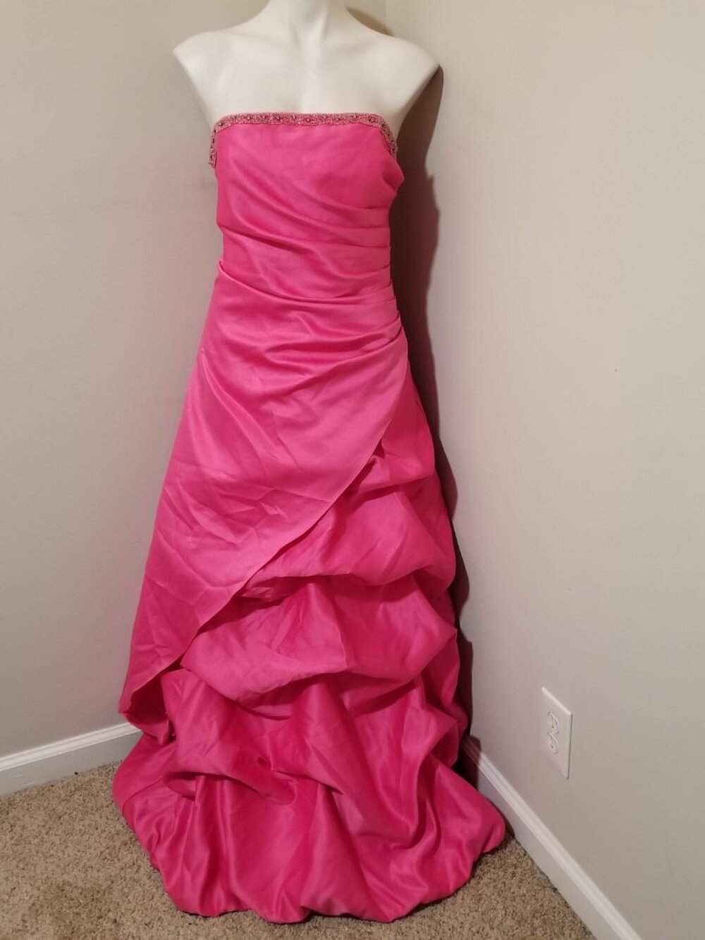 13/14 (fits modern 10ish imo) Y2K Vintage Deb Hot Pink Strapless Pickup Gown